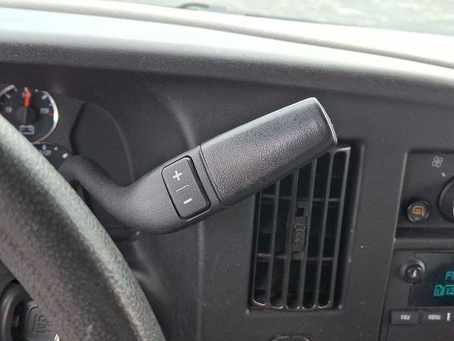 Used 2021 GMC Savana 3500 Extended w/ Power Convenience Package RWD image 13