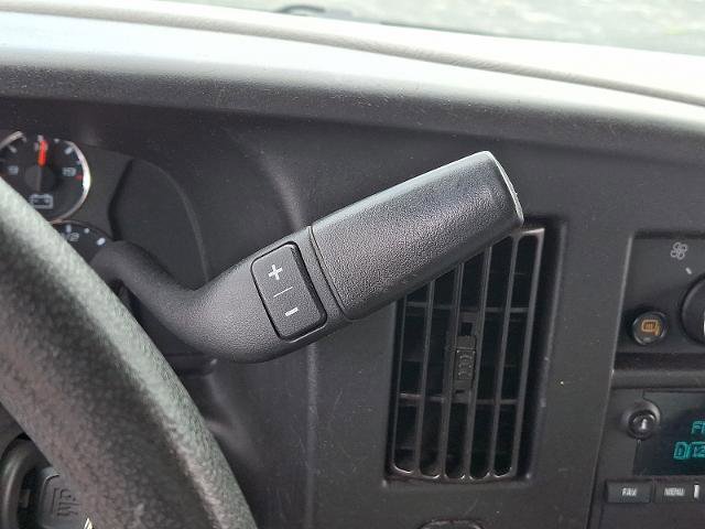 Used 2021 GMC Savana 3500 Extended w/ Power Convenience Package RWD image 13