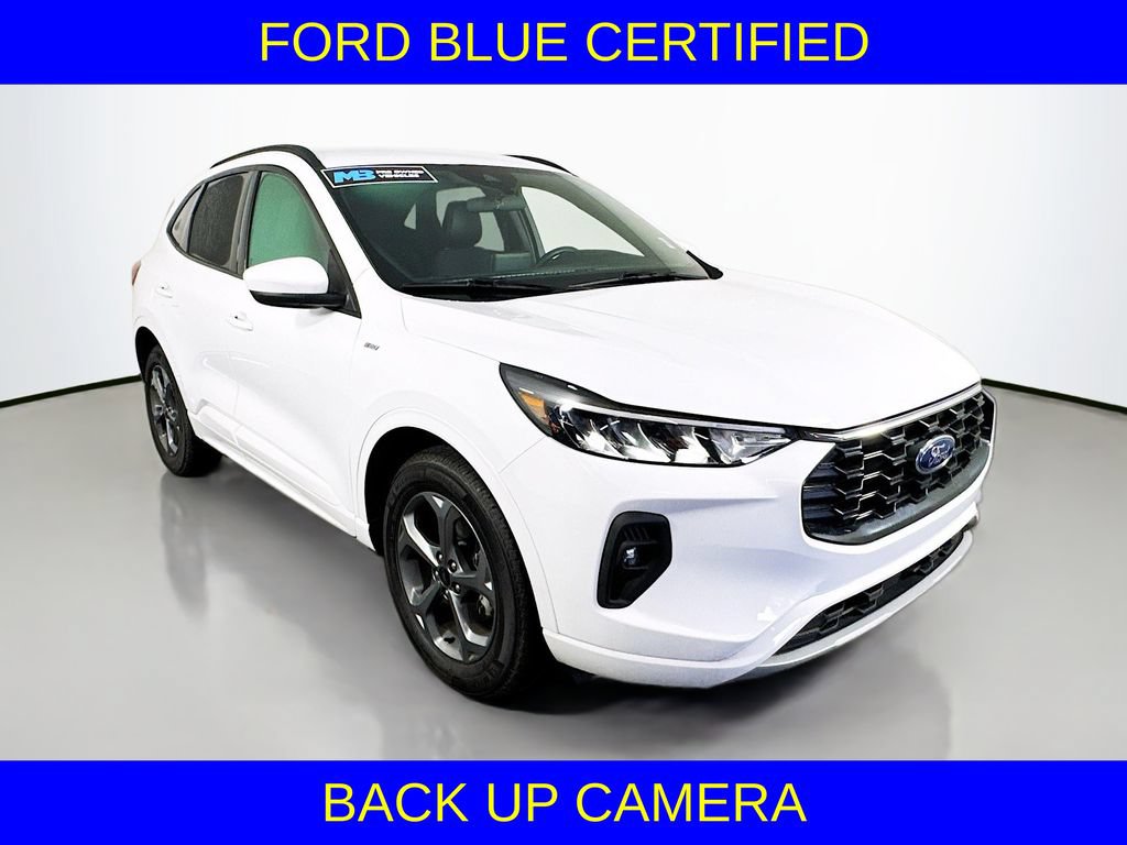 Certified 2023 Ford Escape ST-Line Select AWD/4WD image 4