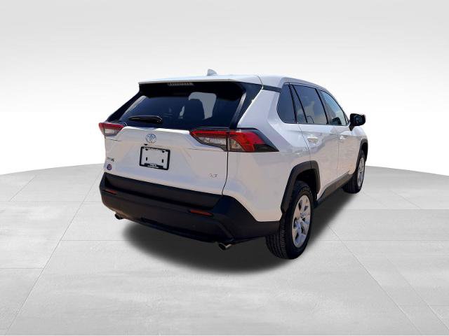 Used 2024 Toyota RAV4 LE FWD image 25