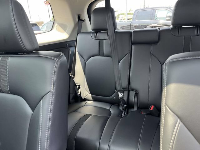 Used 2025 Honda Pilot Touring image 15