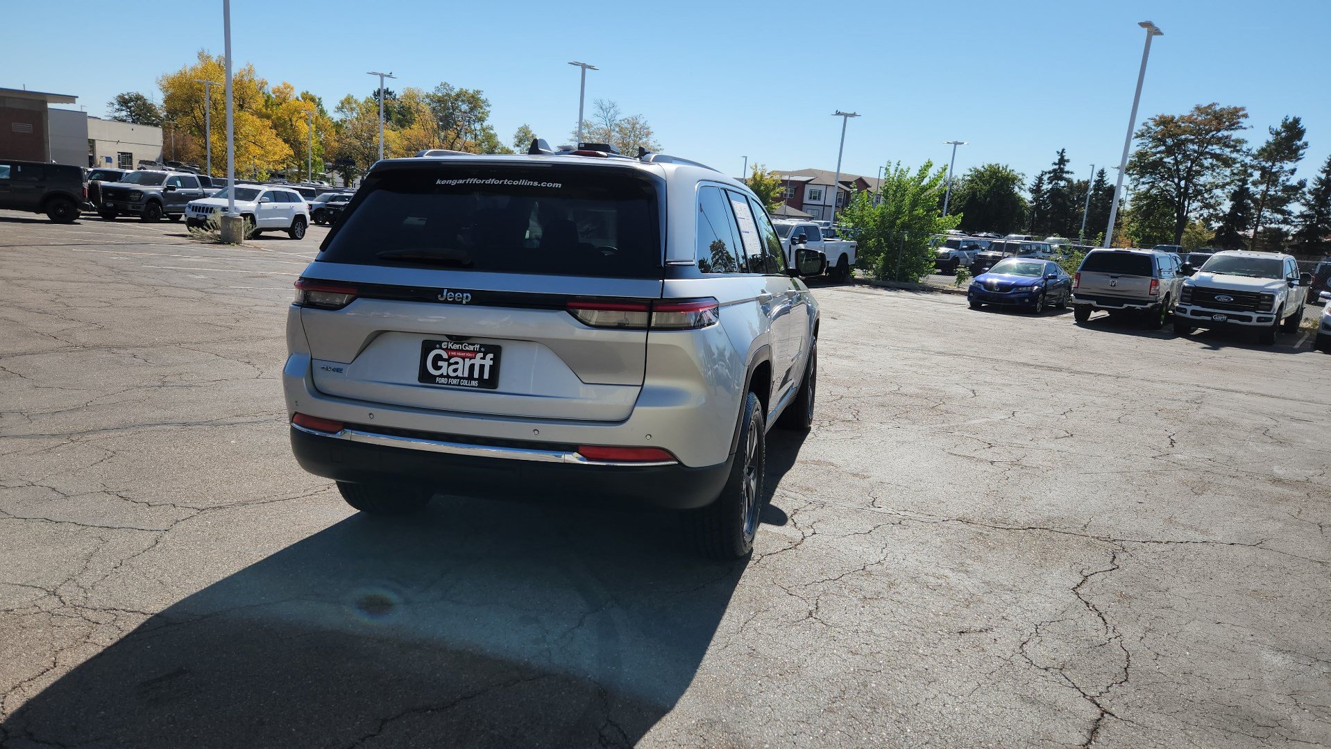 Used 2024 Jeep Grand Cherokee Limited 4xe AWD/4WD image 10