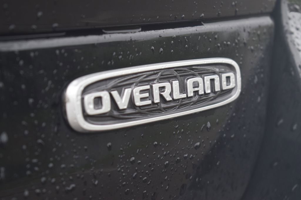 Used 2024 Jeep Grand Cherokee Overland w/ Adv Protech Group III AWD/4WD image 6