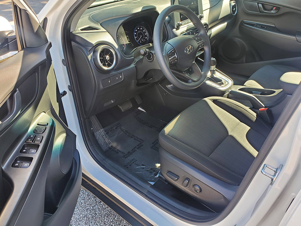 Used 2023 Hyundai Kona SEL FWD image 10