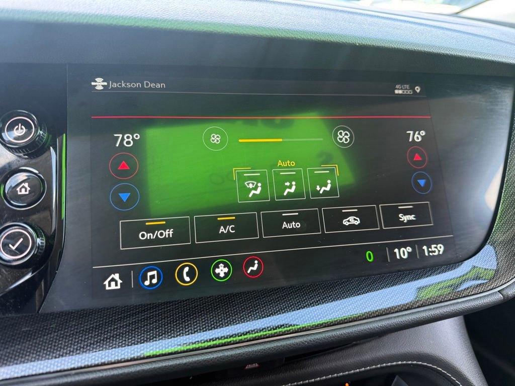 Used 2023 Buick Envision Essence image 26