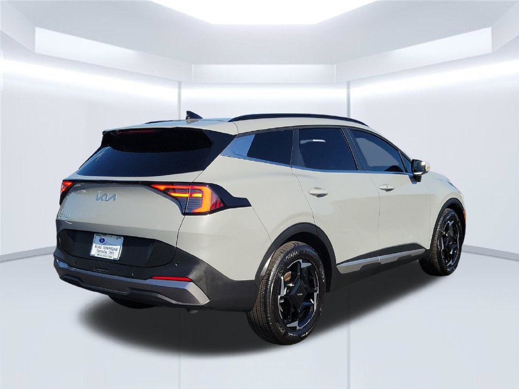 Used 2026 Kia Sportage EX w/ EX Panorama Roof Package FWD image 5