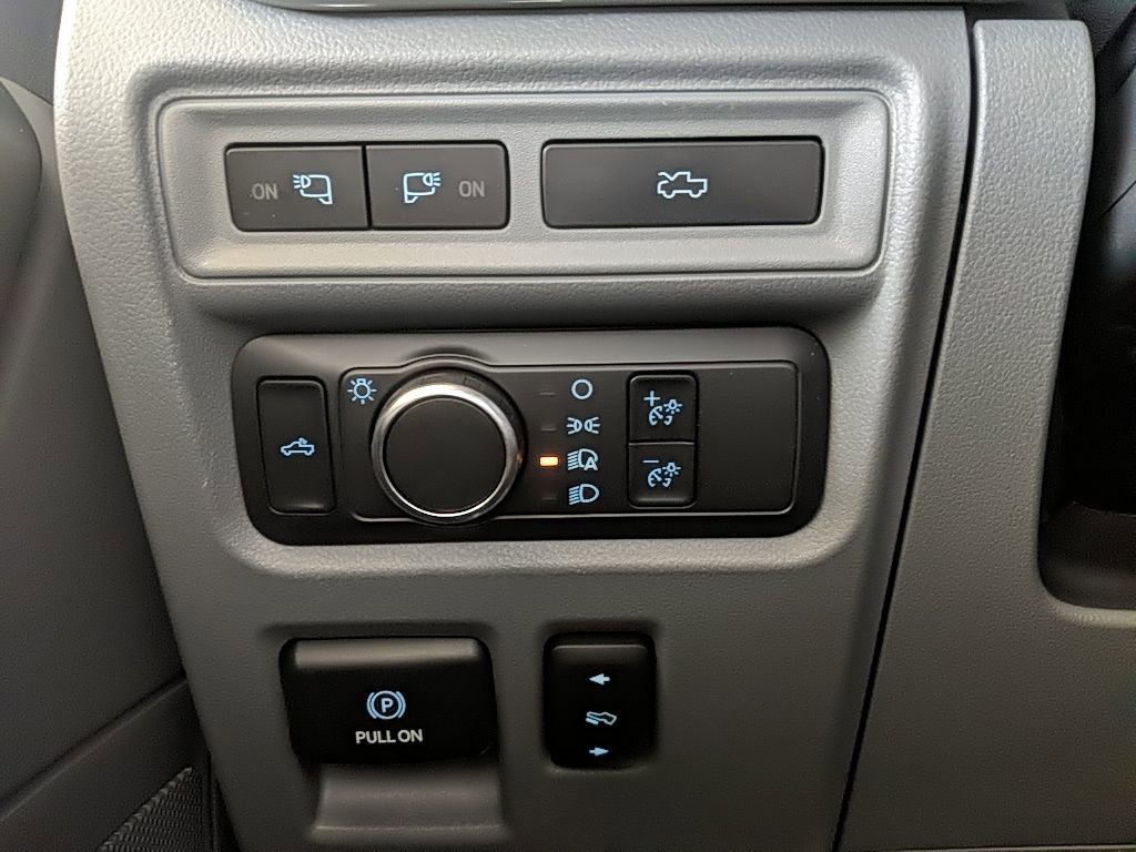 Certified 2022 Ford F150 Lightning XLT w/ Max Trailer Tow Package image 25