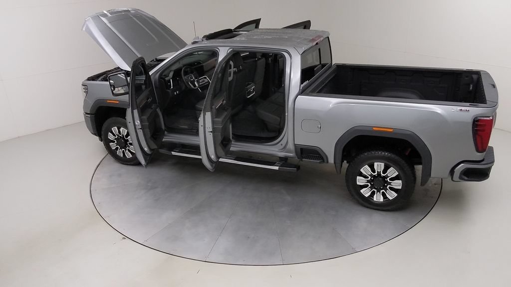 Used 2024 GMC Sierra 2500 Denali w/ Technology Package AWD/4WD image 56