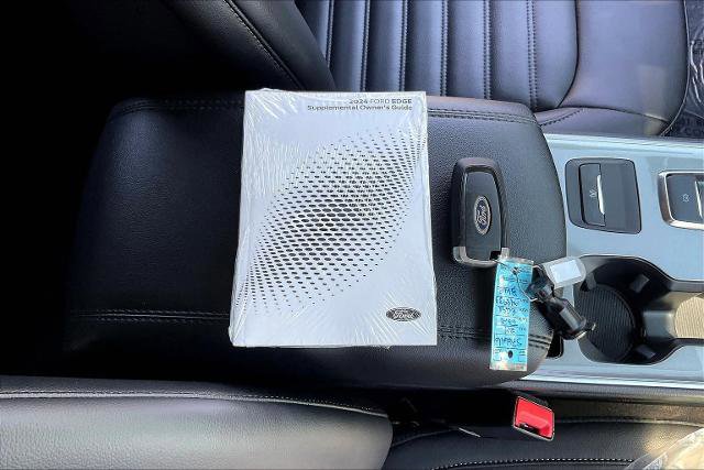 Certified 2024 Ford Edge SEL image 13