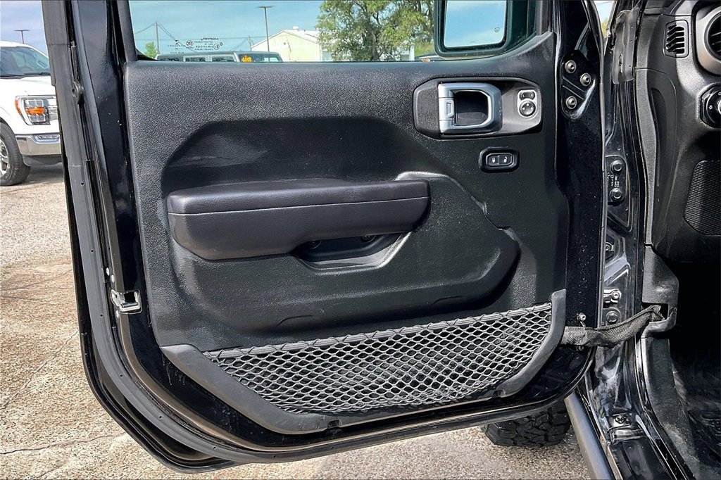 Used 2020 Jeep Wrangler Unlimited Sport image 17