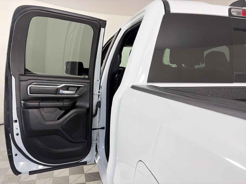 Used 2022 RAM 1500 Big Horn AWD/4WD image 12