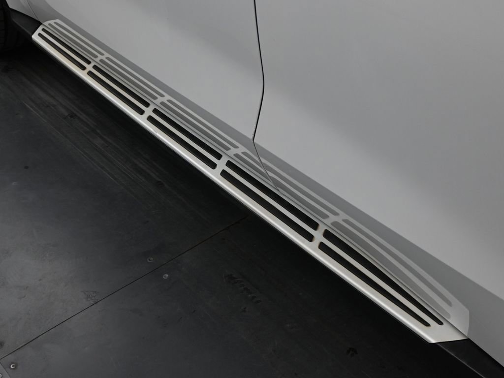 Used 2023 BMW X5 sDrive40i image 59