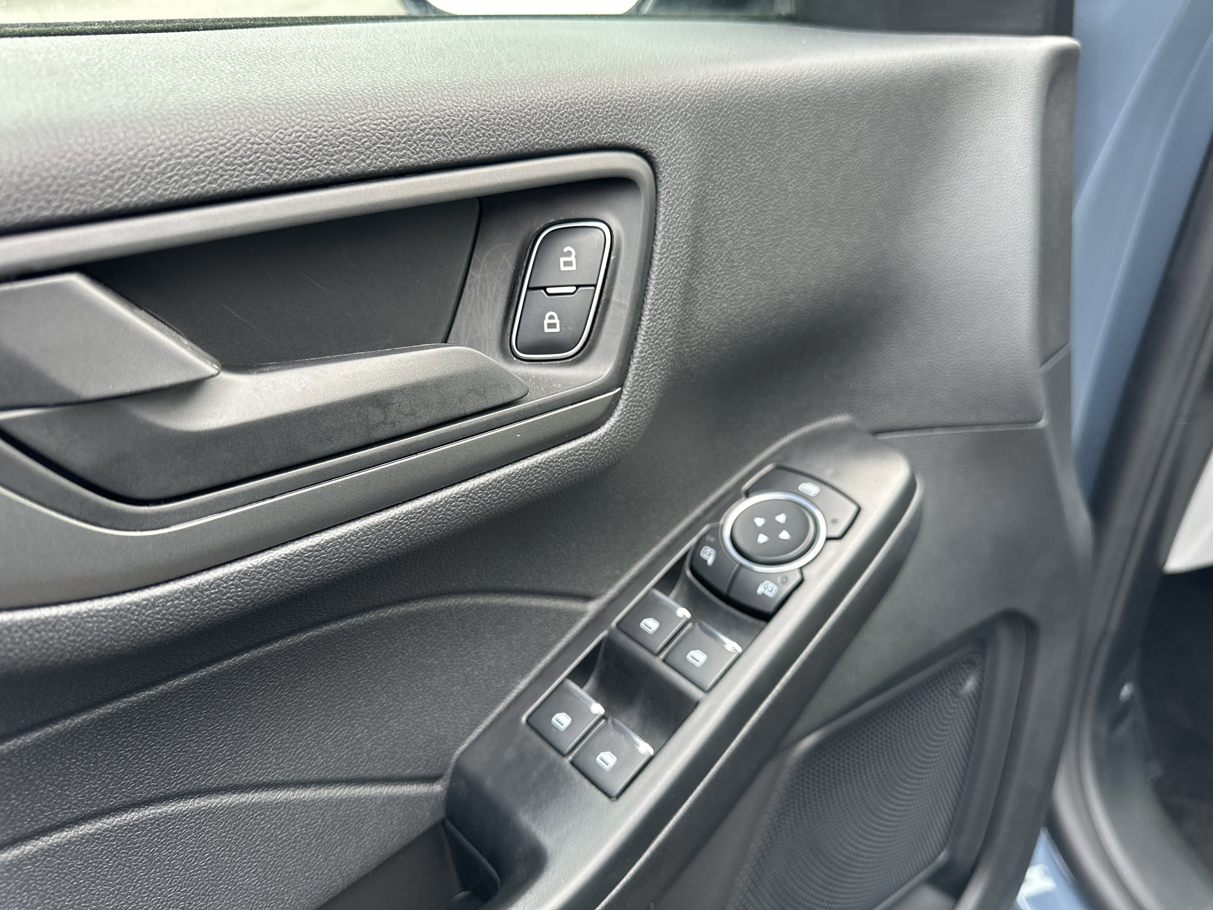 Certified 2025 Ford Escape Active w/ Cold Weather Package image 16