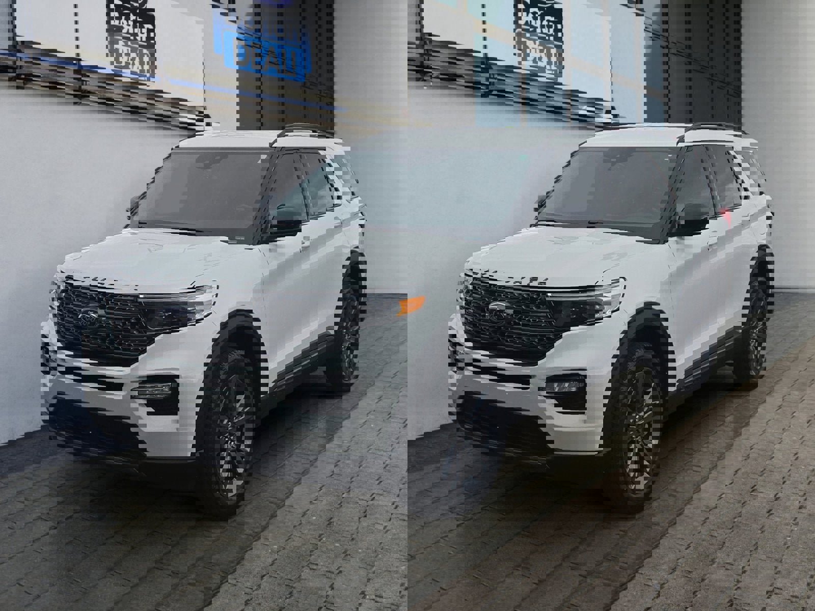 Certified 2024 Ford Explorer XLT w/ Equipment Group 202A image 7