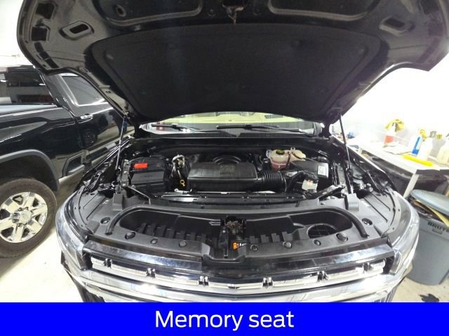 Used 2021 Chevrolet Tahoe Premier w/ Premium Package image 19