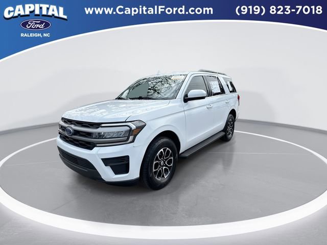 Certified 2024 Ford Expedition XLT image 2