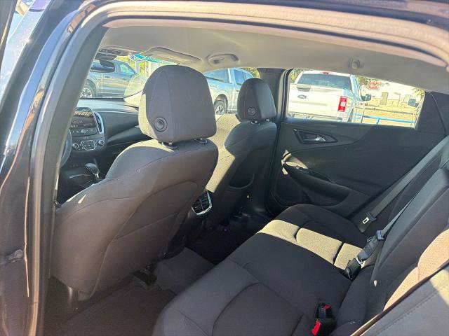 Used 2023 Chevrolet Malibu LT FWD image 28