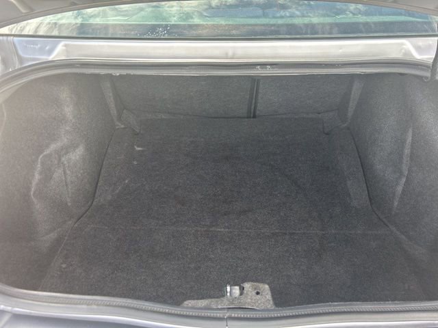 Used 2017 Dodge Challenger R/T image 21