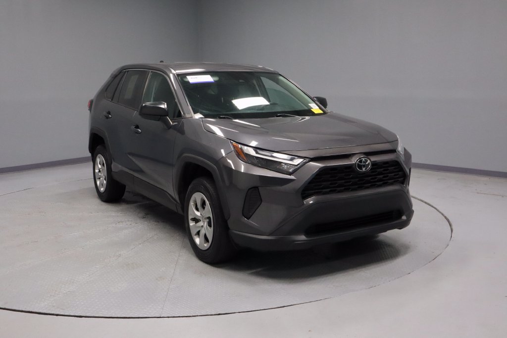 Used 2023 Toyota RAV4 LE AWD/4WD image 1