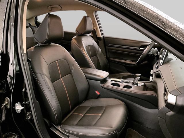 Used 2021 Nissan Altima 2.5 SR FWD image 7
