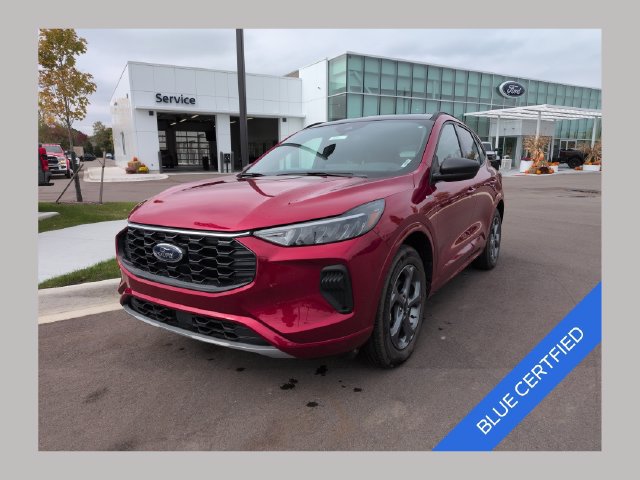 Certified 2024 Ford Escape ST-Line w/ Tech Pack #1 AWD/4WD image 1