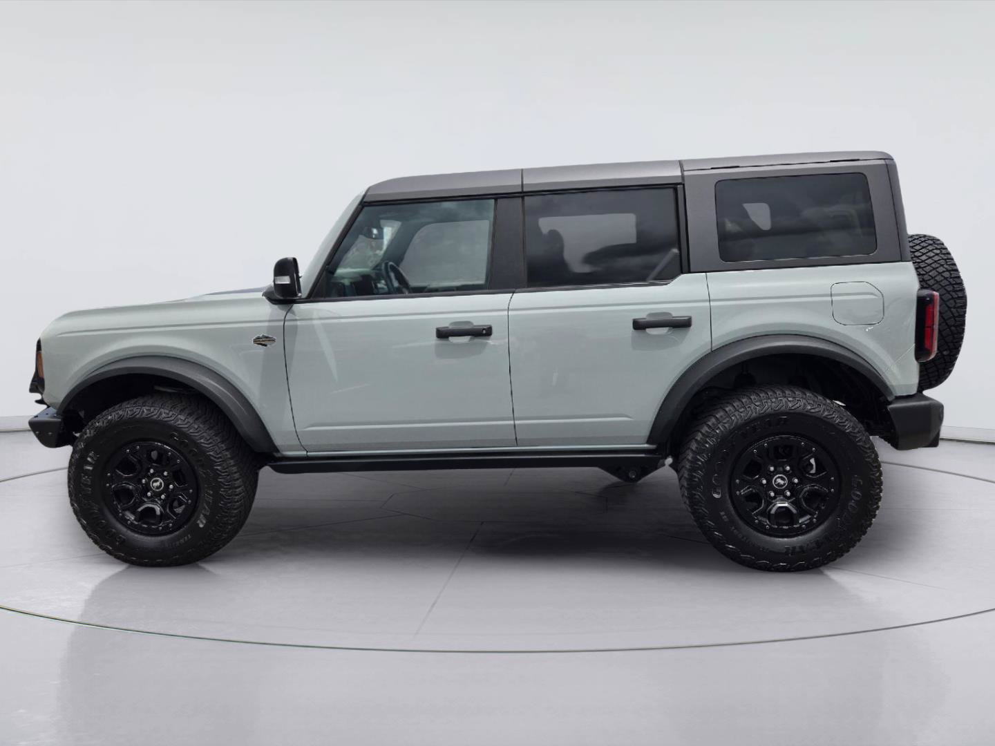 Certified 2022 Ford Bronco Wildtrak AWD/4WD image 5
