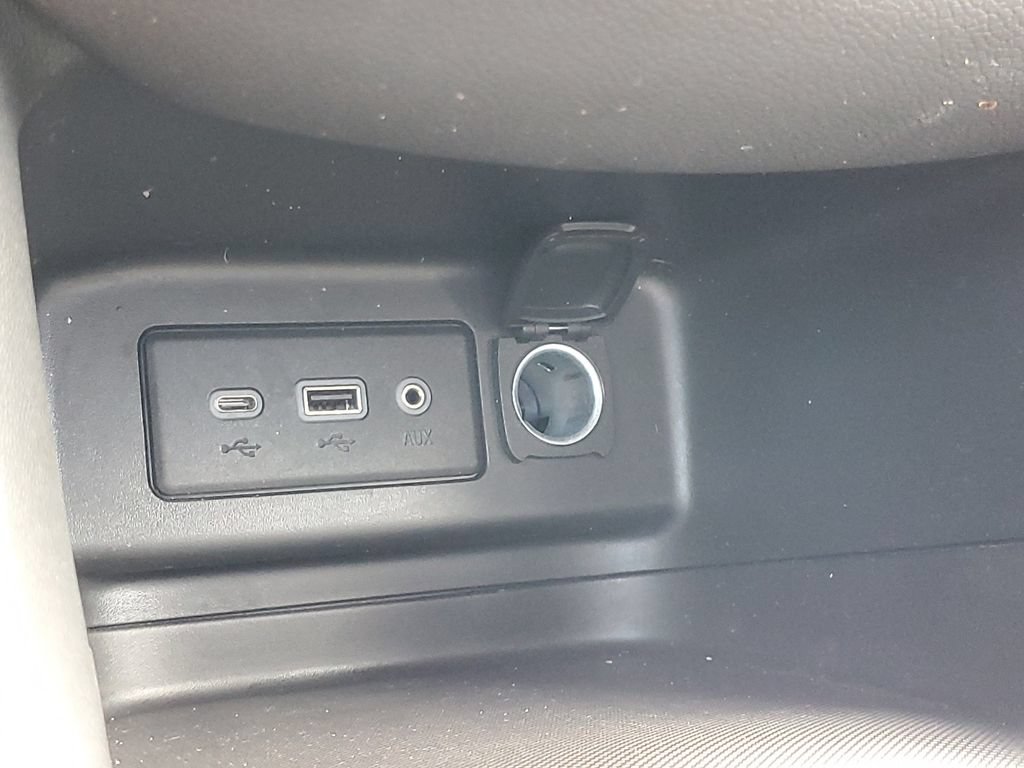 Used 2022 Chevrolet Equinox LT FWD image 32