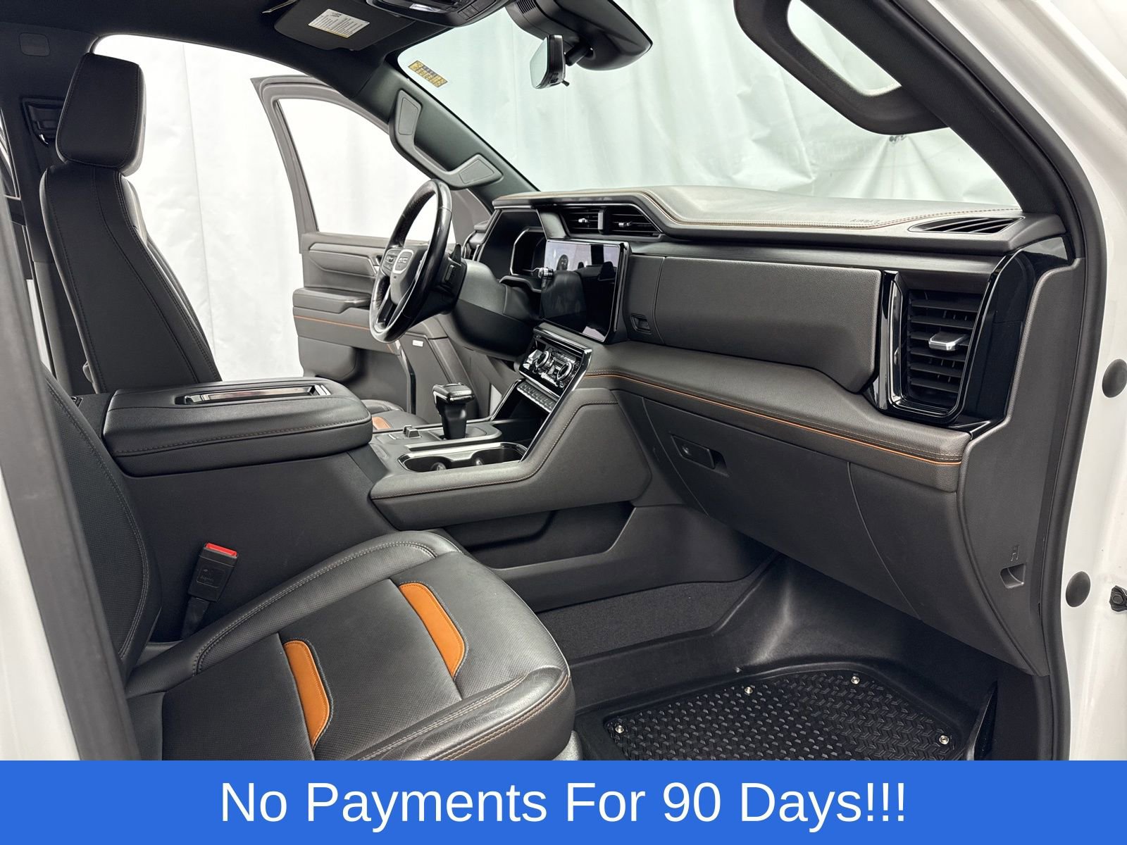 Used 2022 GMC Sierra 1500 AT4 w/ Technology Package AWD/4WD image 32