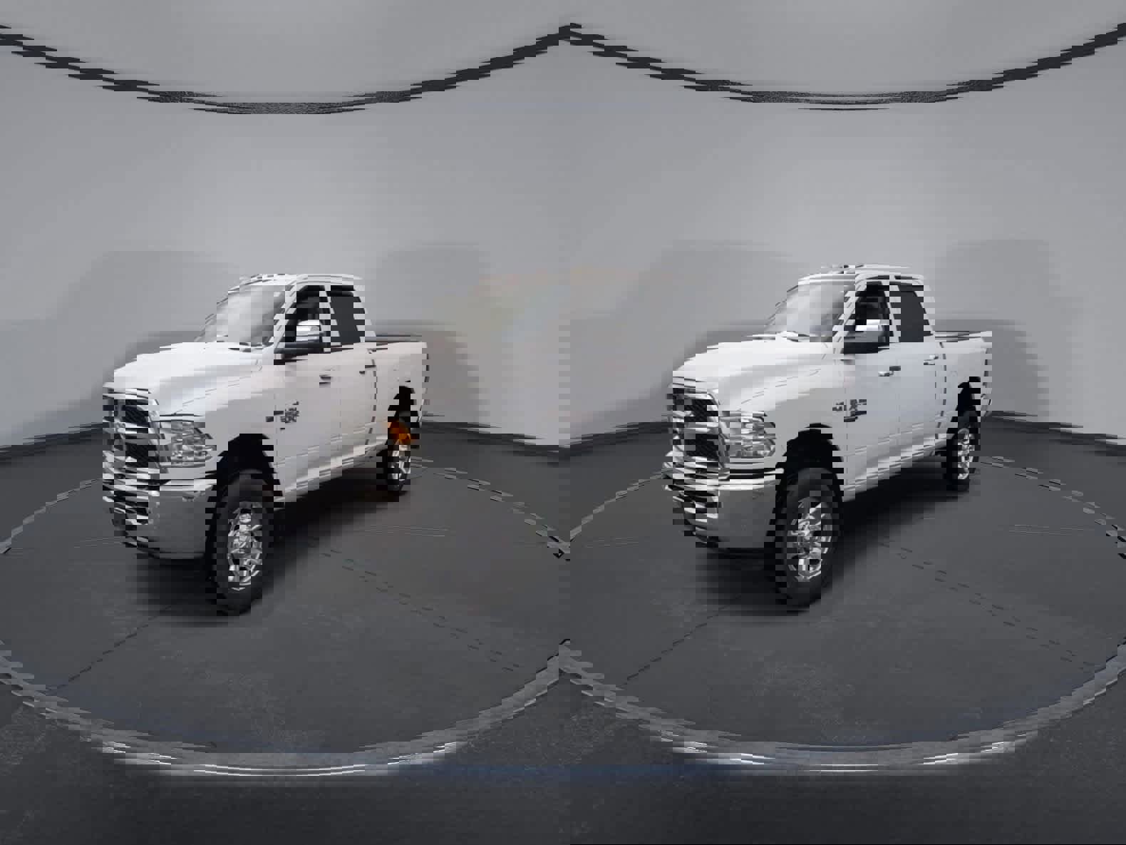 Used 2018 RAM 3500 Tradesman w/ Chrome Appearance Group image 3