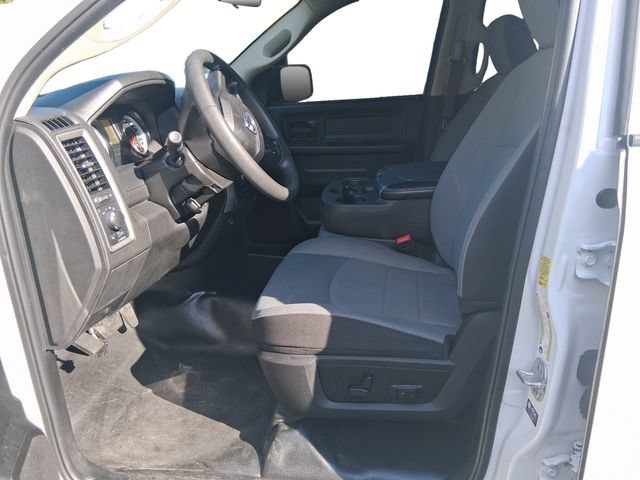 Used 2023 RAM 1500 Classic Tradesman AWD/4WD image 9