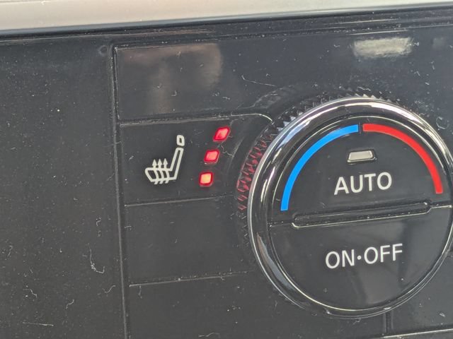 Used 2025 Nissan Pathfinder SL FWD image 24
