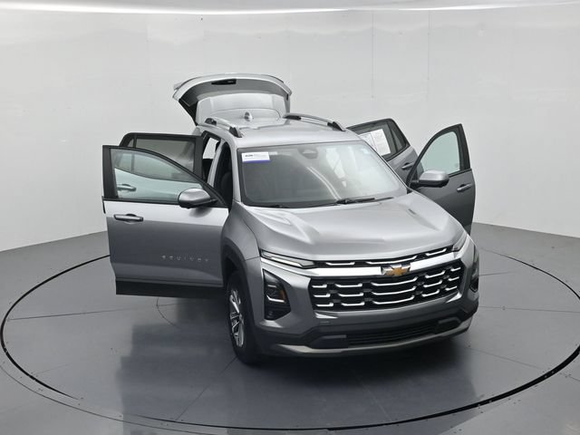 Used 2025 Chevrolet Equinox LT w/ Convenience Package II FWD image 52