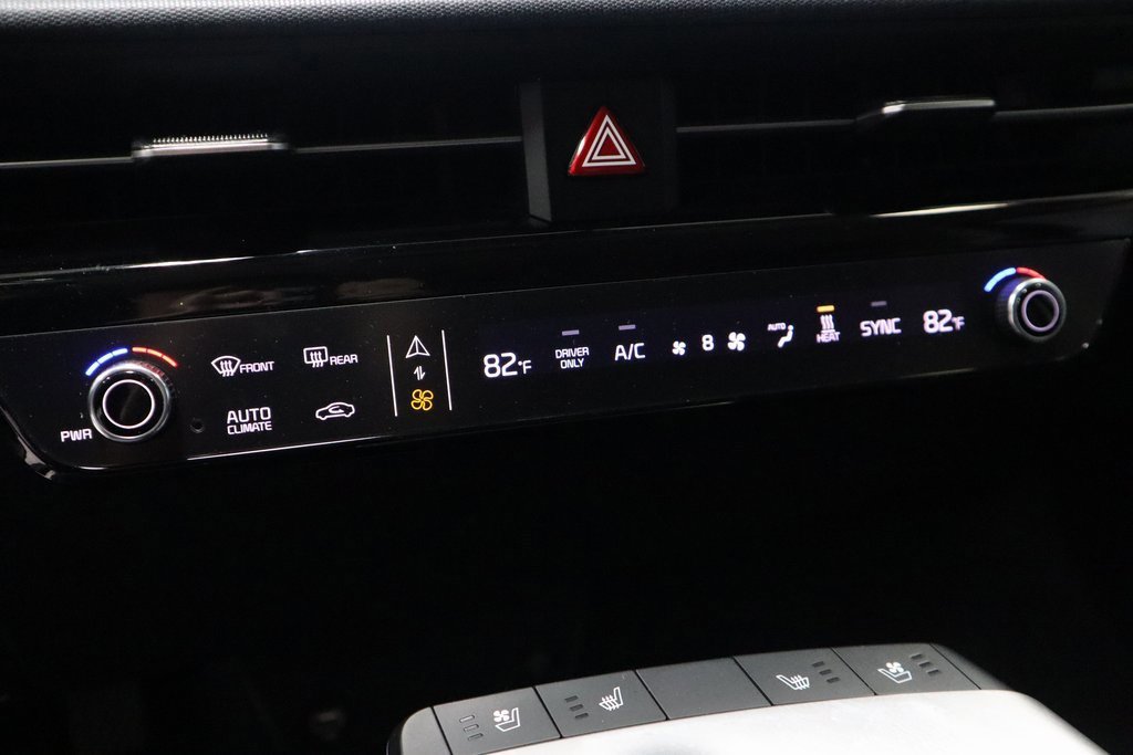 Used 2022 Kia EV6 Wind image 33