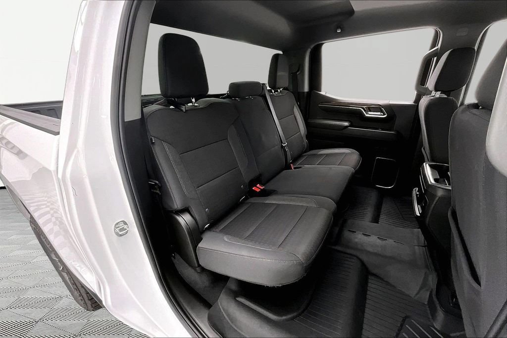 Used 2024 Chevrolet Silverado 1500 RST w/ Z71 Off-Road Package AWD/4WD image 28