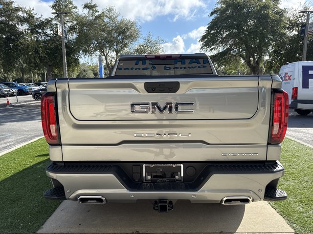 Used 2025 GMC Sierra 1500 Denali Ultimate AWD/4WD image 5