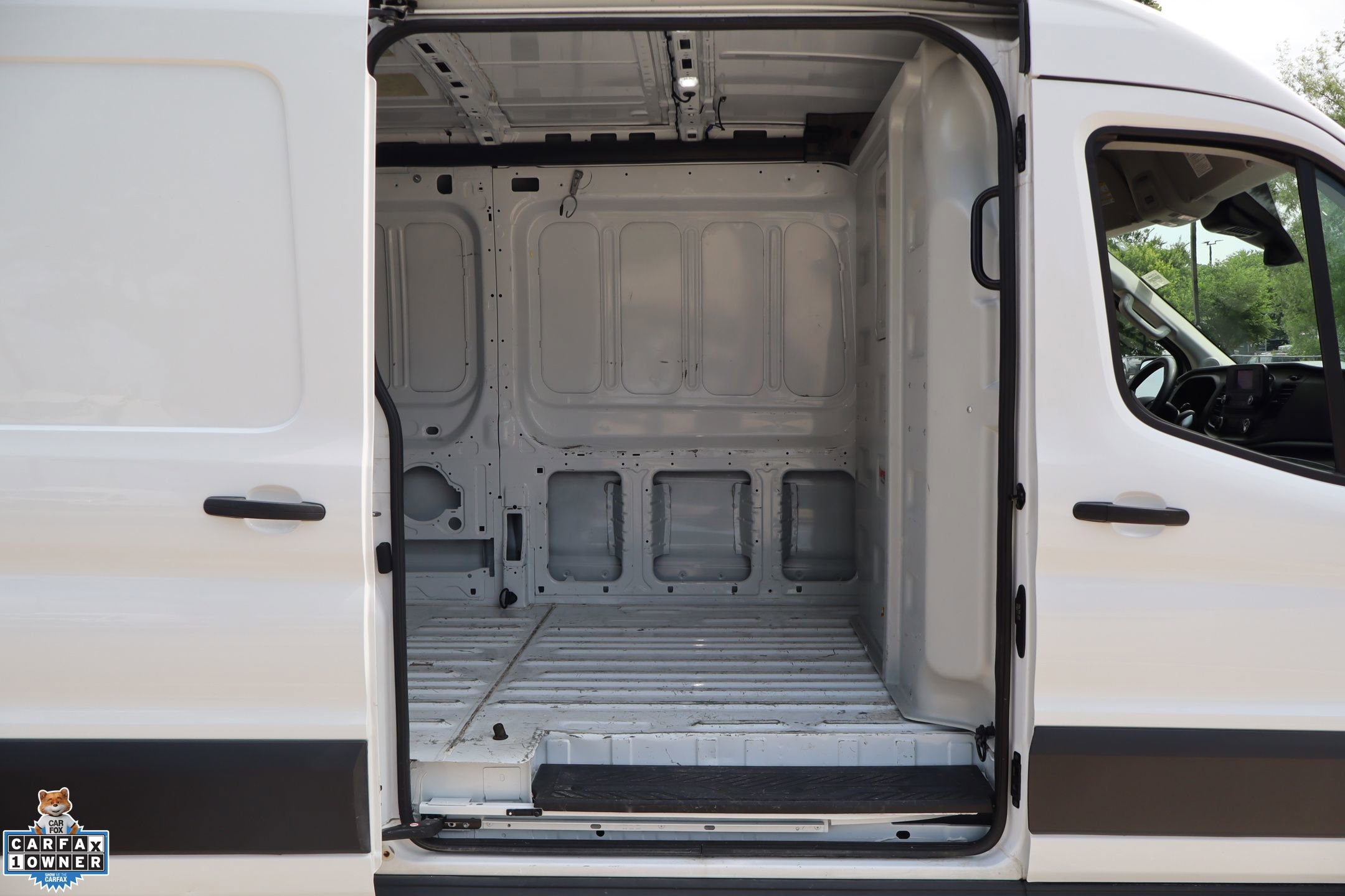 Certified 2024 Ford Transit 250 148 Medium Roof Extended AWD image 28