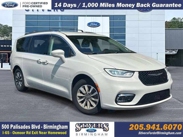 Used 2021 Chrysler Pacifica Touring-L FWD image 1