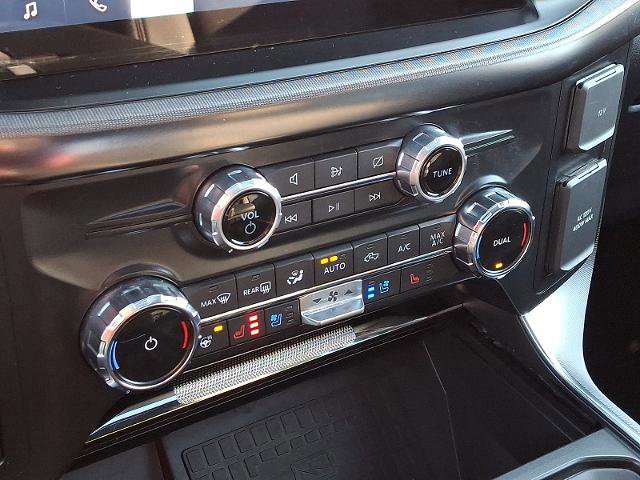 Certified 2022 Ford F150 Platinum w/ Equipment Group 701A High image 16