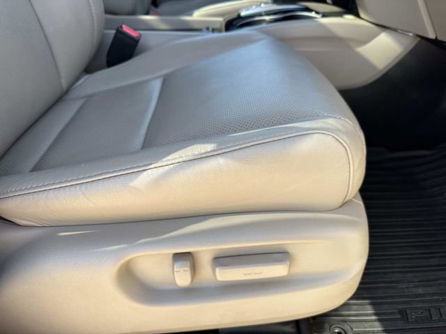Used 2019 Honda Pilot Elite image 12