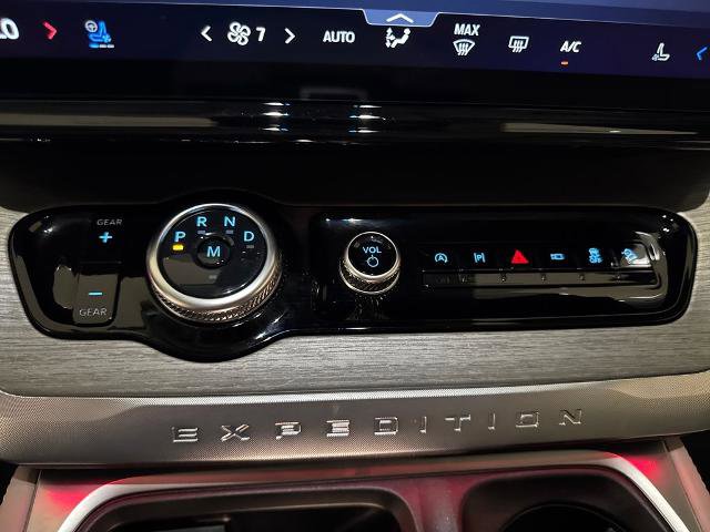 Certified 2025 Ford Expedition Max Platinum AWD/4WD image 30
