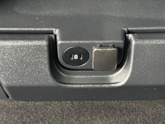 Certified 2025 Ford F150 XLT AWD/4WD image 18