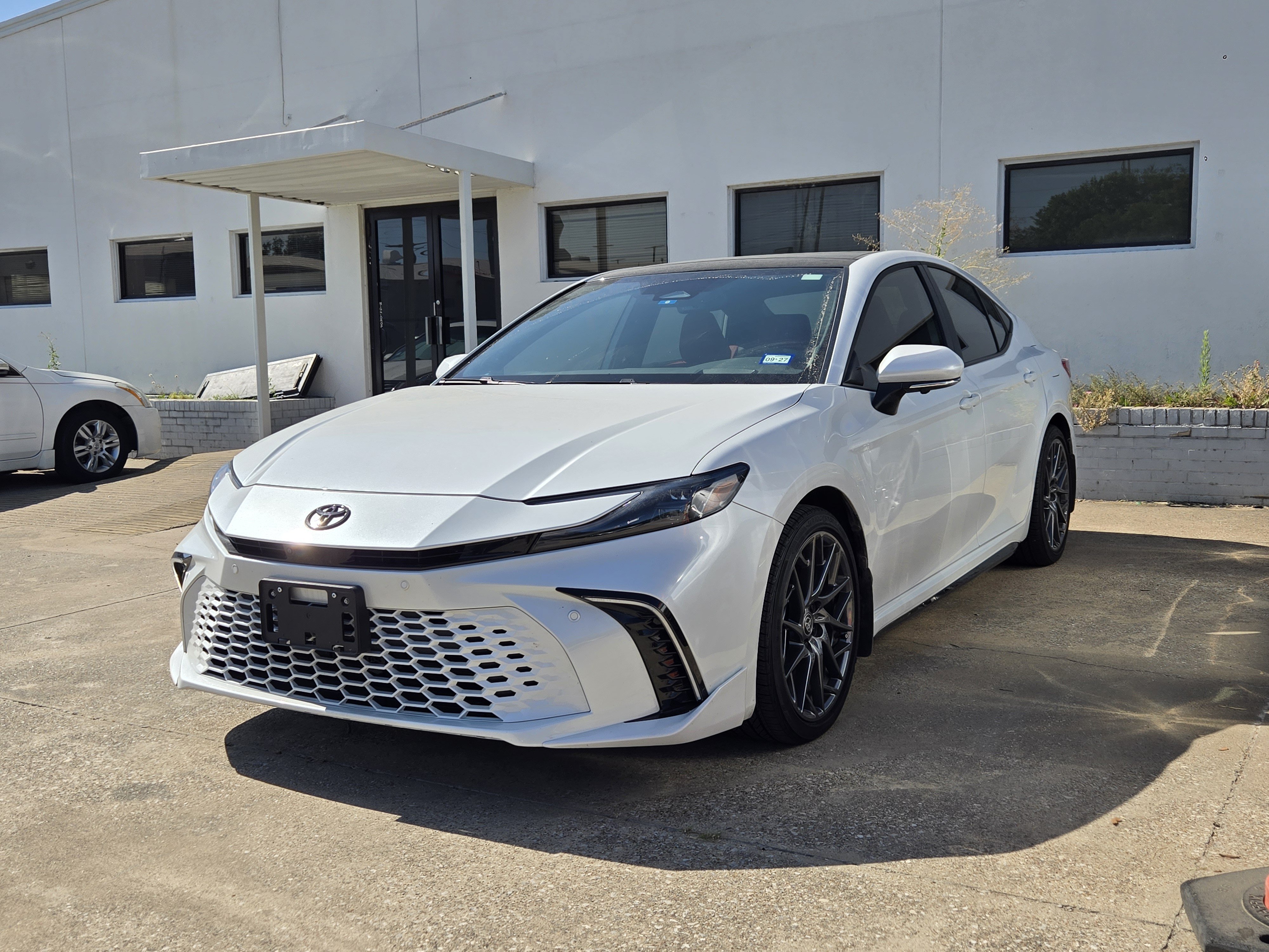 Used 2026 Toyota Camry XSE w/ Premium Plus Package FWD image 3
