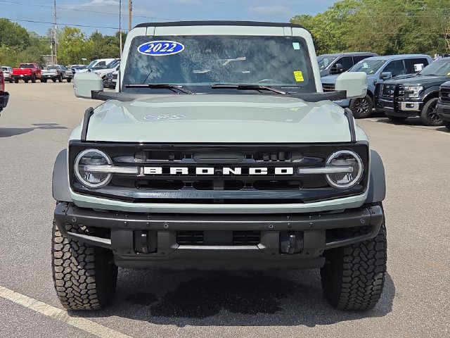 Certified 2022 Ford Bronco Outer Banks w/ Sasquatch Package AWD/4WD image 8