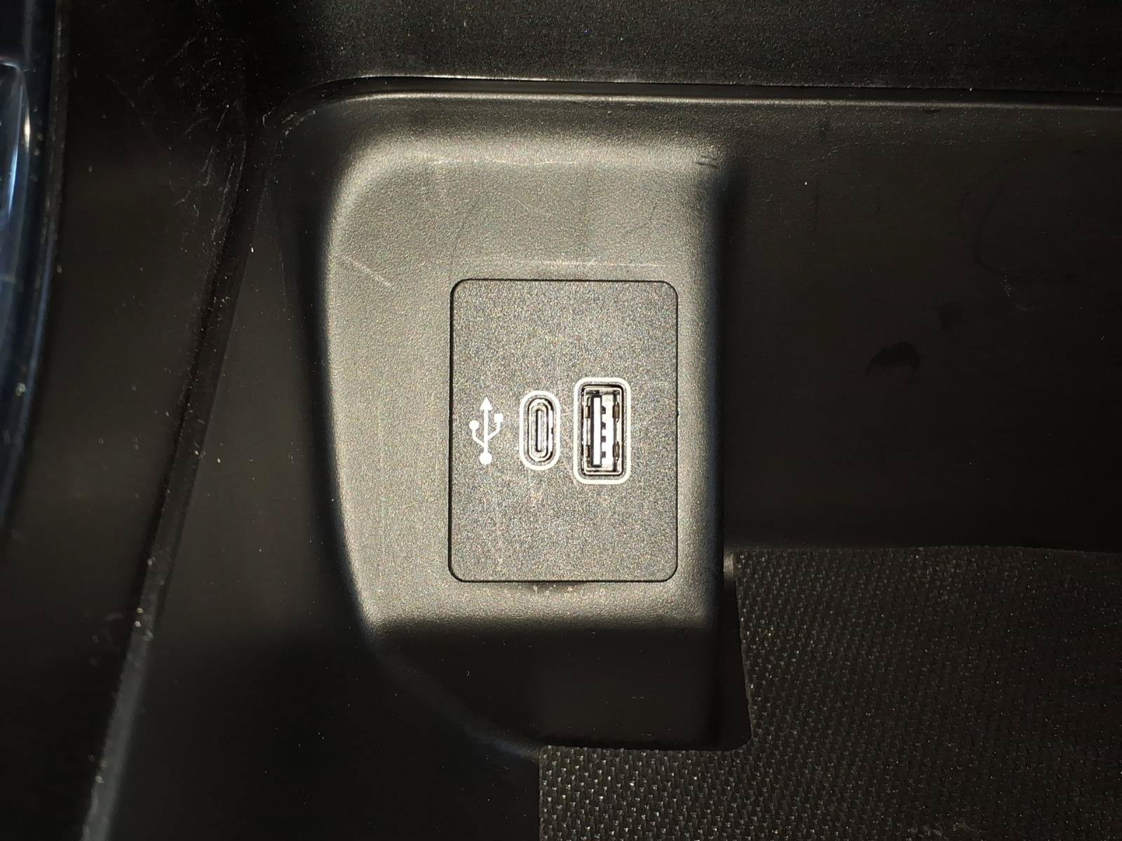 Certified 2025 Ford F150 STX w/ Equipment Group 201A FX4 AWD/4WD image 18