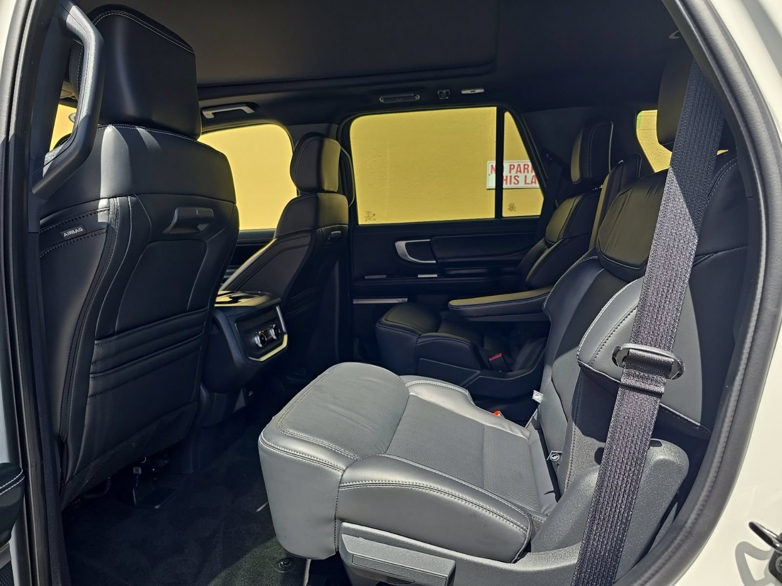 Certified 2025 Ford Expedition Platinum w/ Stealth Appearance Package AWD/4WD image 6