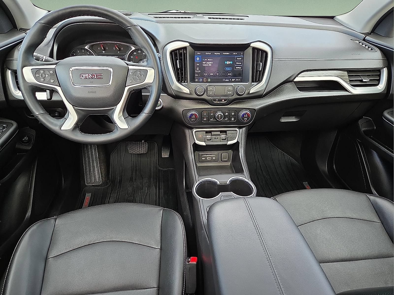Used 2024 GMC Terrain SLT w/ Tech Package AWD/4WD image 11