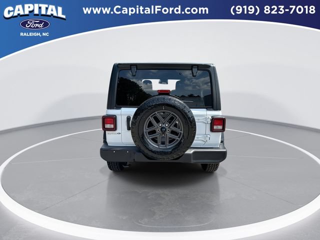 Used 2024 Jeep Wrangler Unlimited Sport AWD/4WD image 7