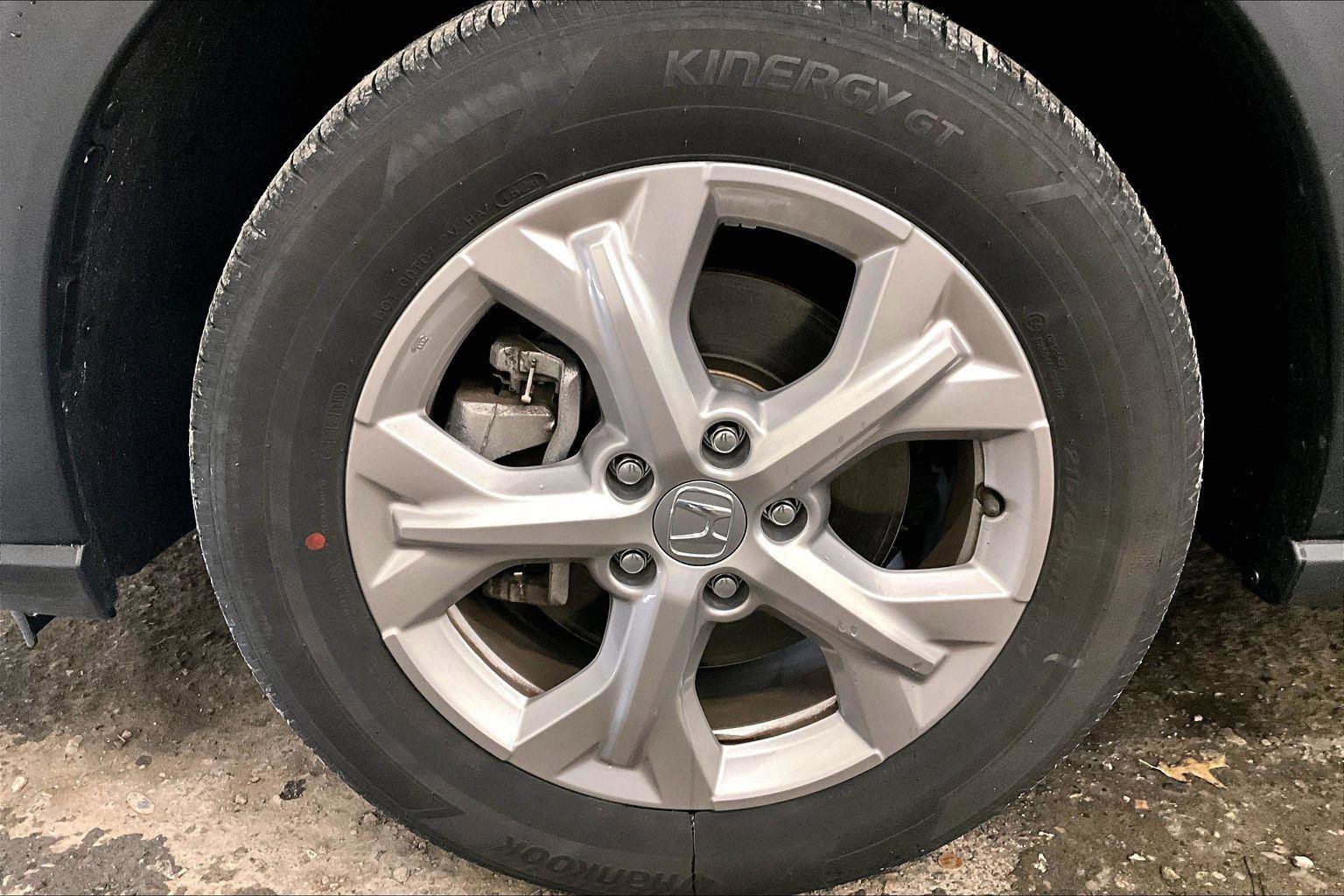 Used 2025 Honda HR-V LX image 8