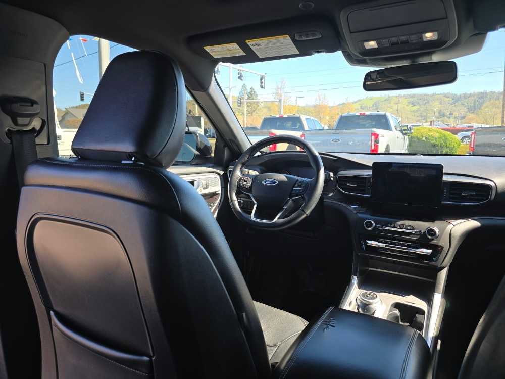 Certified 2020 Ford Explorer Limited w/ Class III Trailer Tow Package image 10