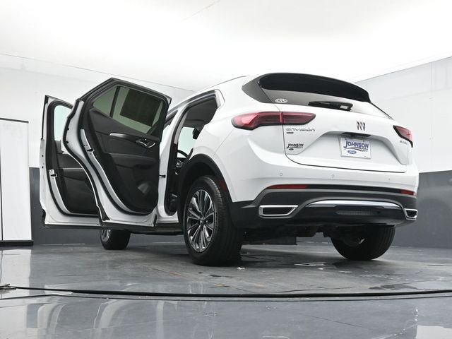 Used 2025 Buick Envision Preferred AWD/4WD image 39